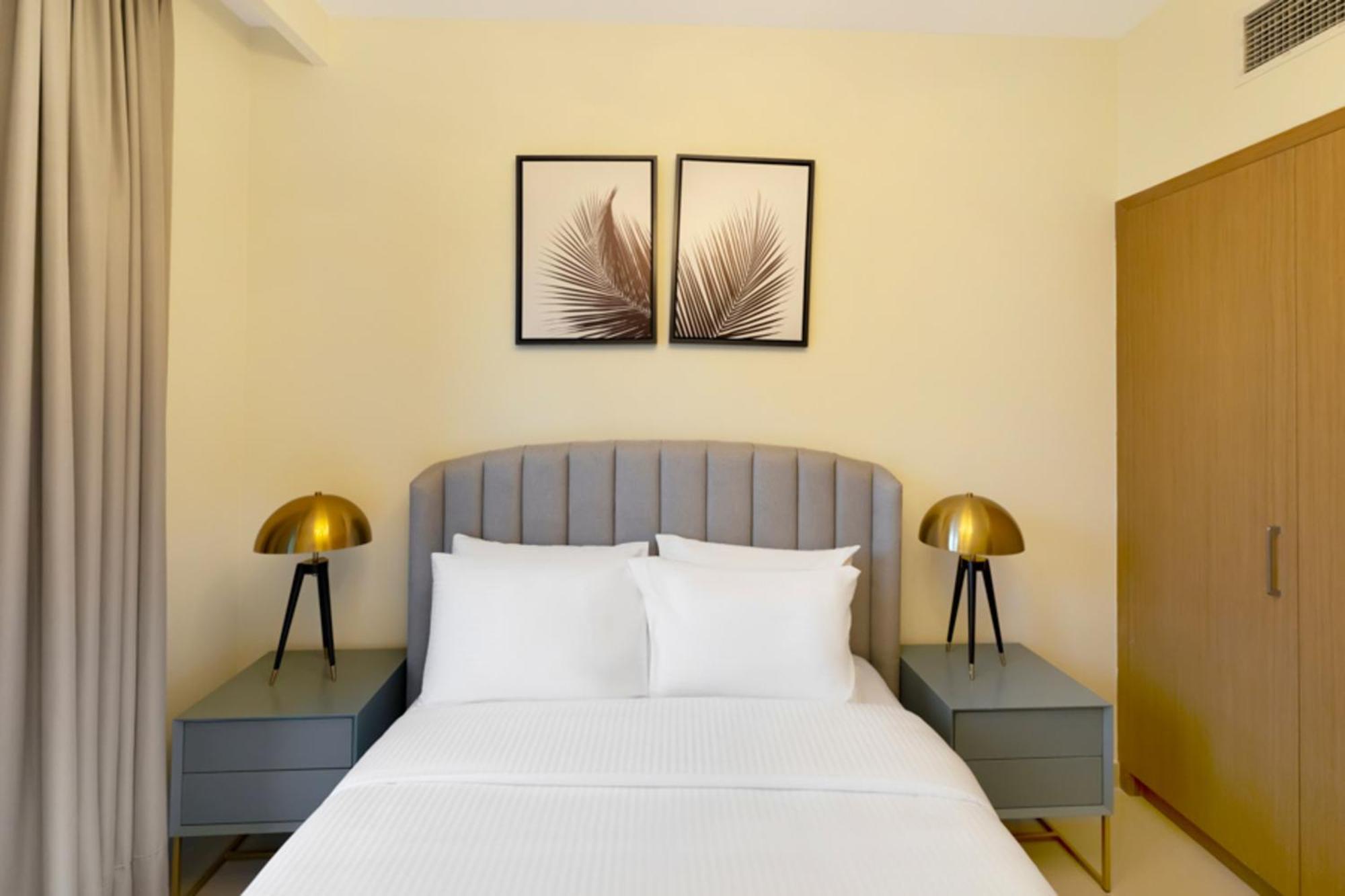 Fam Living - Harbour View 2,1 Bed, Partial Sea View Apartment Dubai